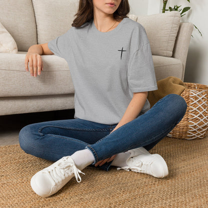 Minimal Cross T-Shirt – Small Chest Christian Cross Tee