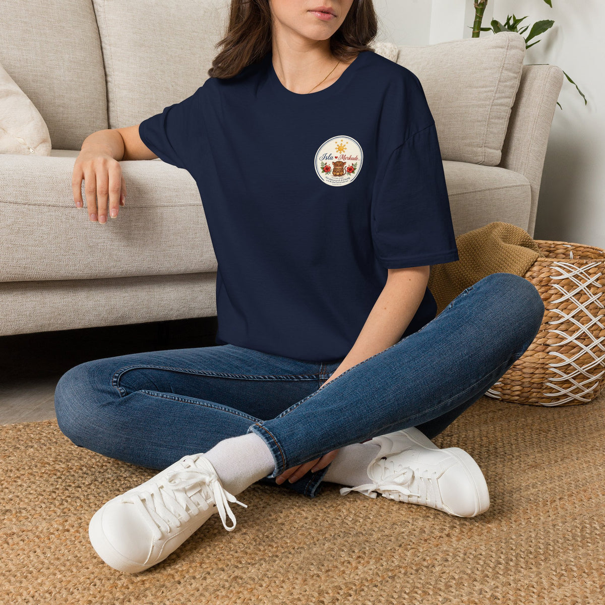 Isla Mercado Floral Tiki Graphic T-Shirt