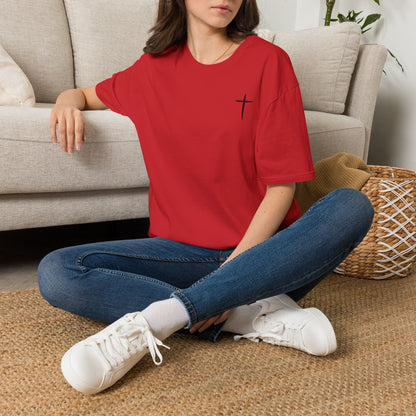 Minimal Cross T-Shirt – Small Chest Christian Cross Tee