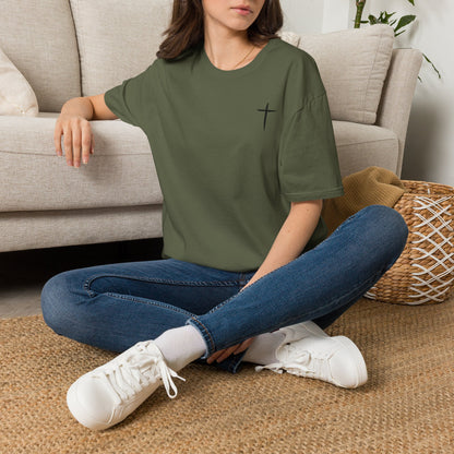 Minimal Cross T-Shirt – Small Chest Christian Cross Tee
